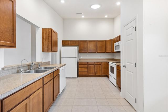 2573 EDENVILLE PATH, The Villages, FL 32162