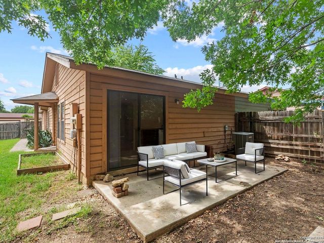 11742 Spring Club, San Antonio, TX 78249