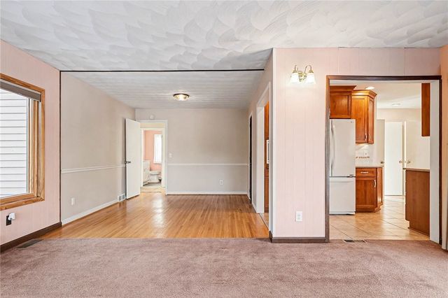 315 Brookview Drive, Irondequoit, NY 14617