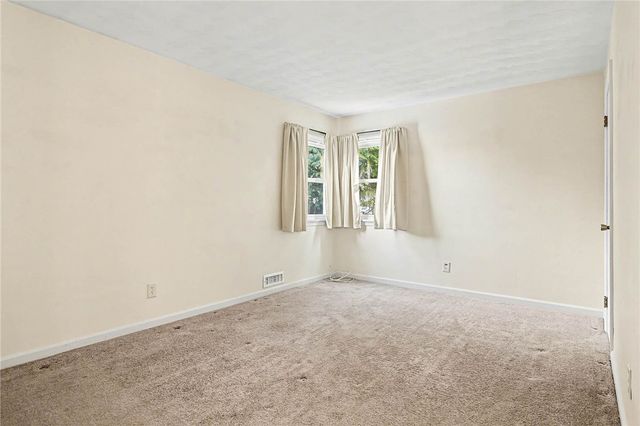 315 Brookview Drive, Irondequoit, NY 14617