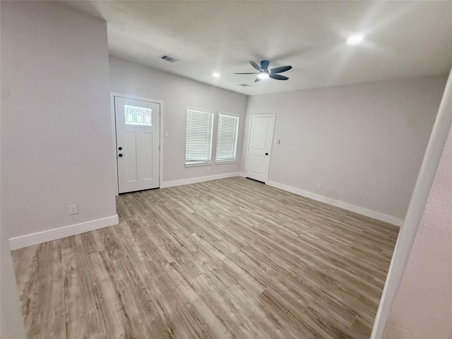 9508 Quaker Court A, Rosharon, TX 77045