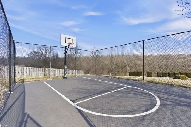 4853 Silo Hills Drive, Springfield, MO 65802