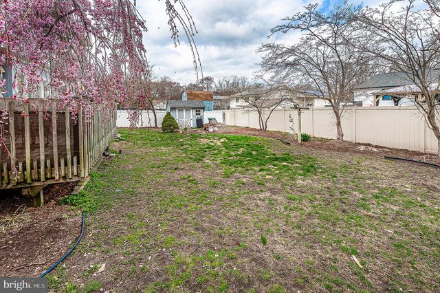 442 EGG HARBOR RD, Turnersville, NJ 08012