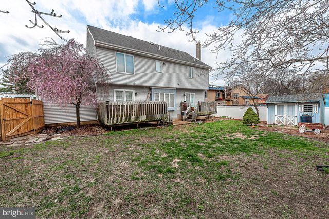 442 EGG HARBOR RD, Turnersville, NJ 08012