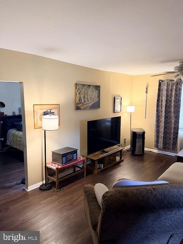 1 GOELLER AVE, Baltimore, MD 21221