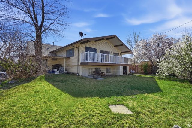 10106 S PEONY WAY, Sandy, UT 84094