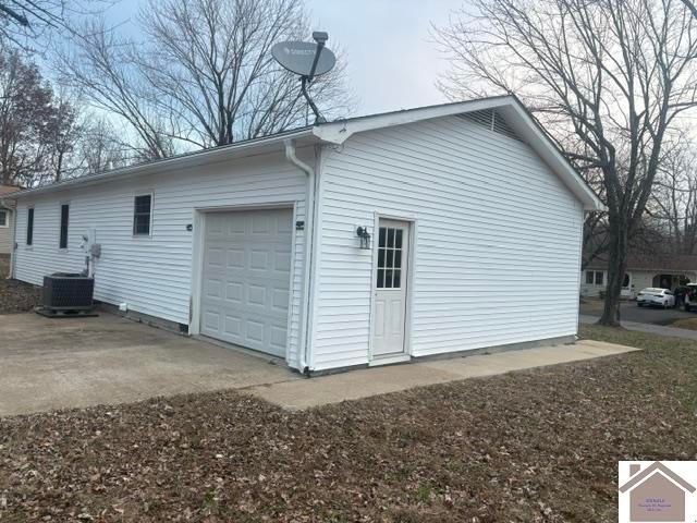 40 Black Knight Dr., Calvert City, KY 42029