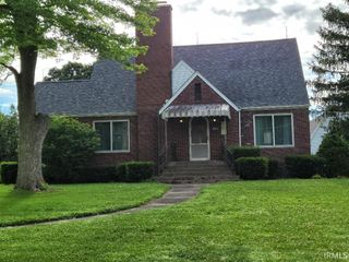 8314 S Walnut Street, Daleville, IN 47334