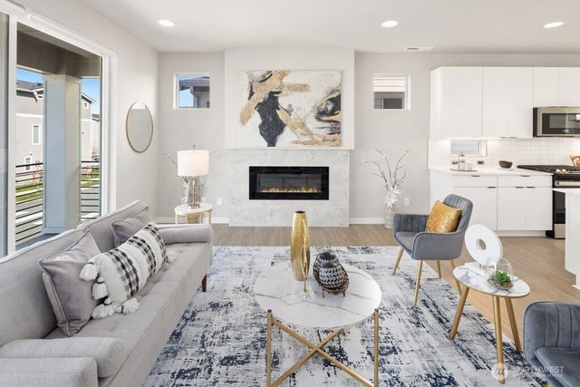 22545 69th Place W, Mountlake Terrace, WA 98043