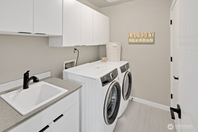 22545 69th Place W, Mountlake Terrace, WA 98043