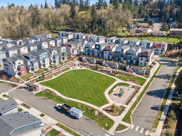 22545 69th Place W, Mountlake Terrace, WA 98043