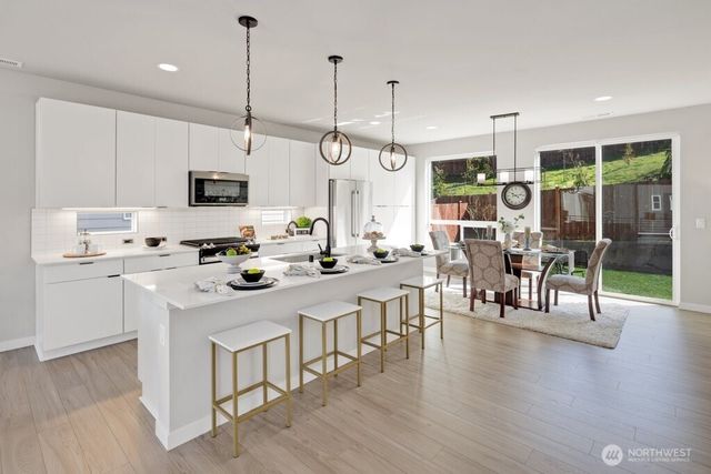 22545 69th Place W, Mountlake Terrace, WA 98043