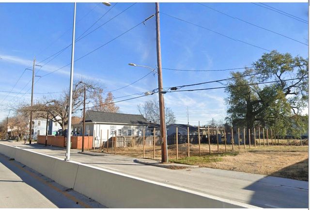 1612 Elysian Street, Houston, TX 77026