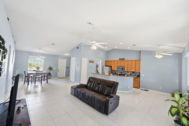 5859 NW Cullom Circle, Port St. Lucie, FL 34986