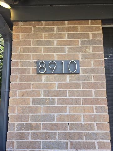 8910 Little Walnut PKWY B, Austin, TX 78758