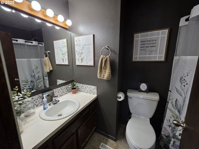 305 ALLISON Way, Goldendale, WA 98620