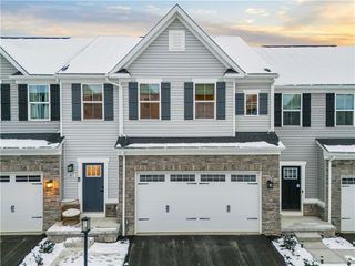 805 Greenwood Drive, North Strabane, PA 15317
