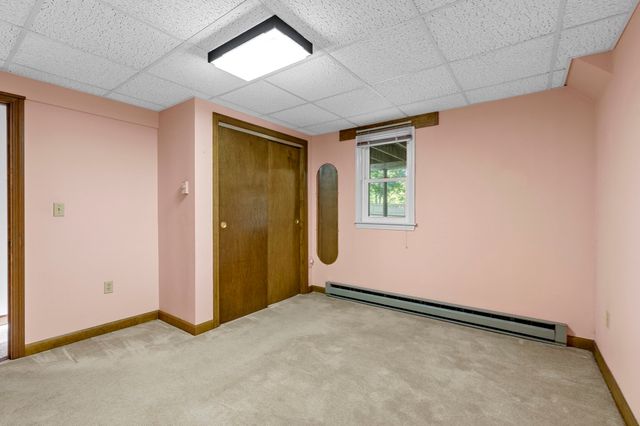 33 Old Carriage Lane, Braintree, MA 02184