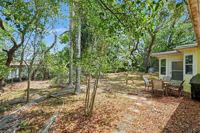 8061 PHILATELIC DR, Spring Hill, FL 34606