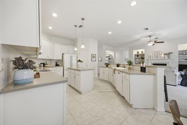 5406 SUNFLARE WAY, Lutz, FL 33558