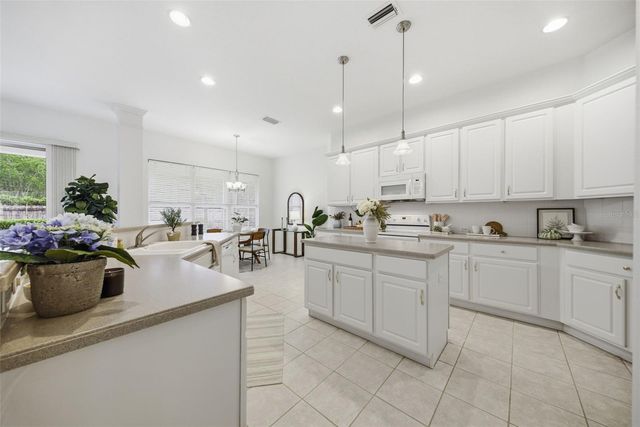 5406 SUNFLARE WAY, Lutz, FL 33558