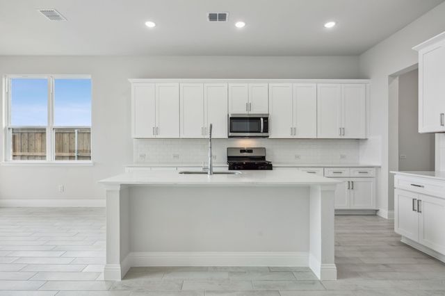 1607 Vista Grande Drive, Forney, TX 75126