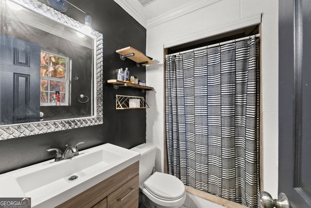 1142 Lewis Roberts Road, Jefferson, GA 30549