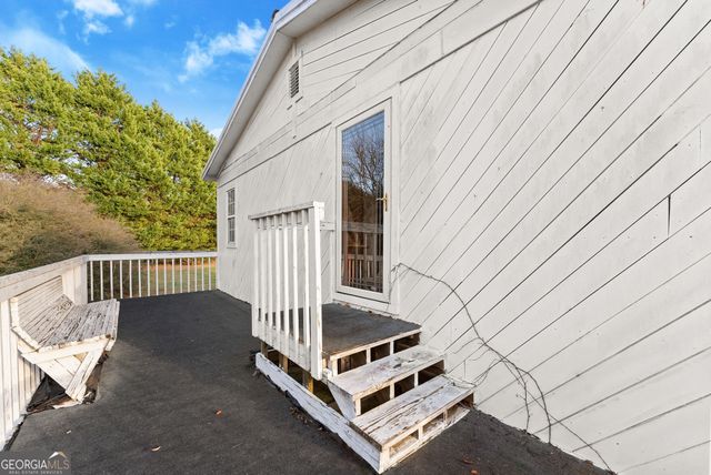 1142 Lewis Roberts Road, Jefferson, GA 30549