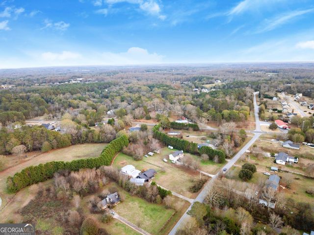 1142 Lewis Roberts Road, Jefferson, GA 30549