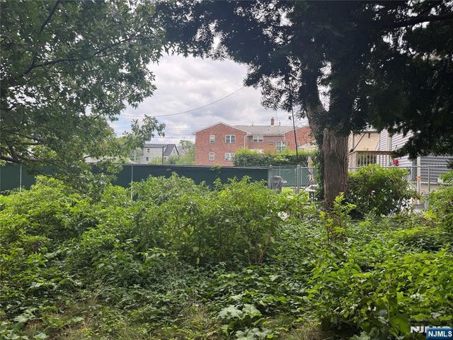 116 Clinton Place, Hackensack, NJ 07601