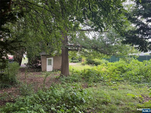116 Clinton Place, Hackensack, NJ 07601