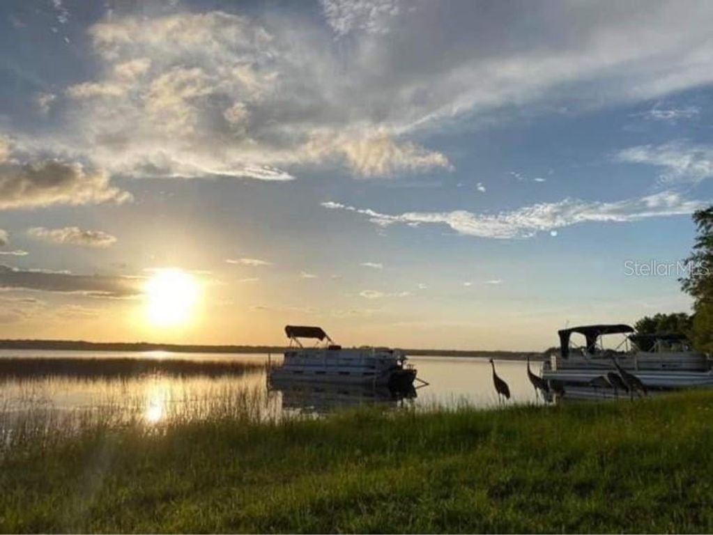 Image 34 of property listing at 25203 NE 141ST LANE 254, Salt Springs, FL 32134