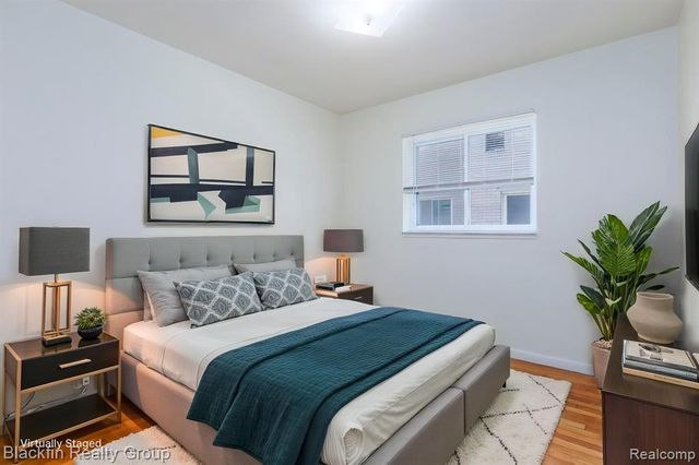 24641 Ridgedale Street, Oak Park, MI 48237