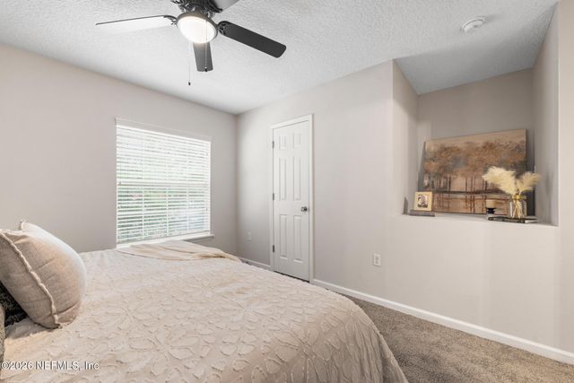 8400 MCGIRTS VILLAGE Lane, Jacksonville, FL 32210
