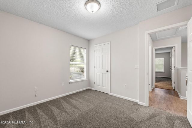 8400 MCGIRTS VILLAGE Lane, Jacksonville, FL 32210