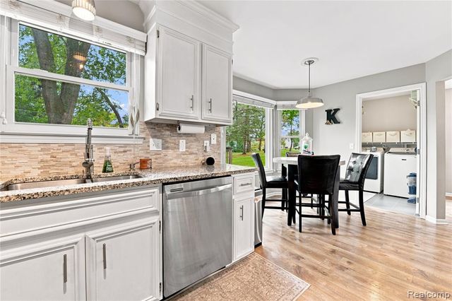 933 Abingdon Street, Oxford, MI 48371