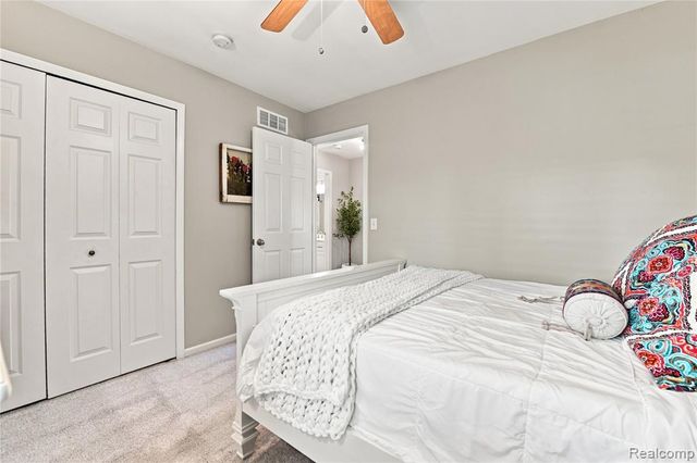 933 Abingdon Street, Oxford, MI 48371