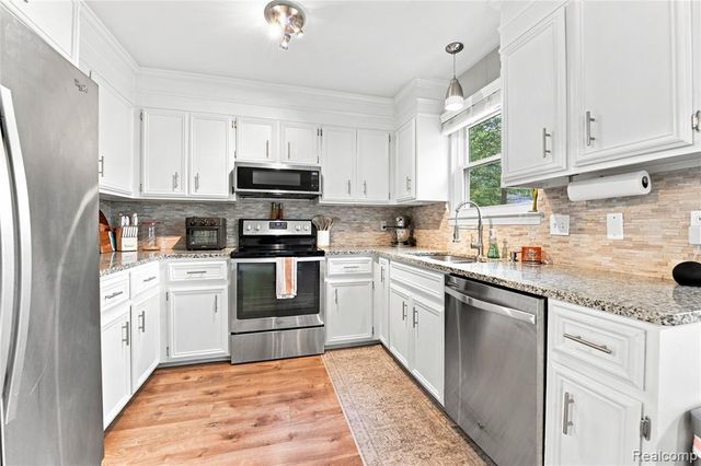 933 Abingdon Street, Oxford, MI 48371