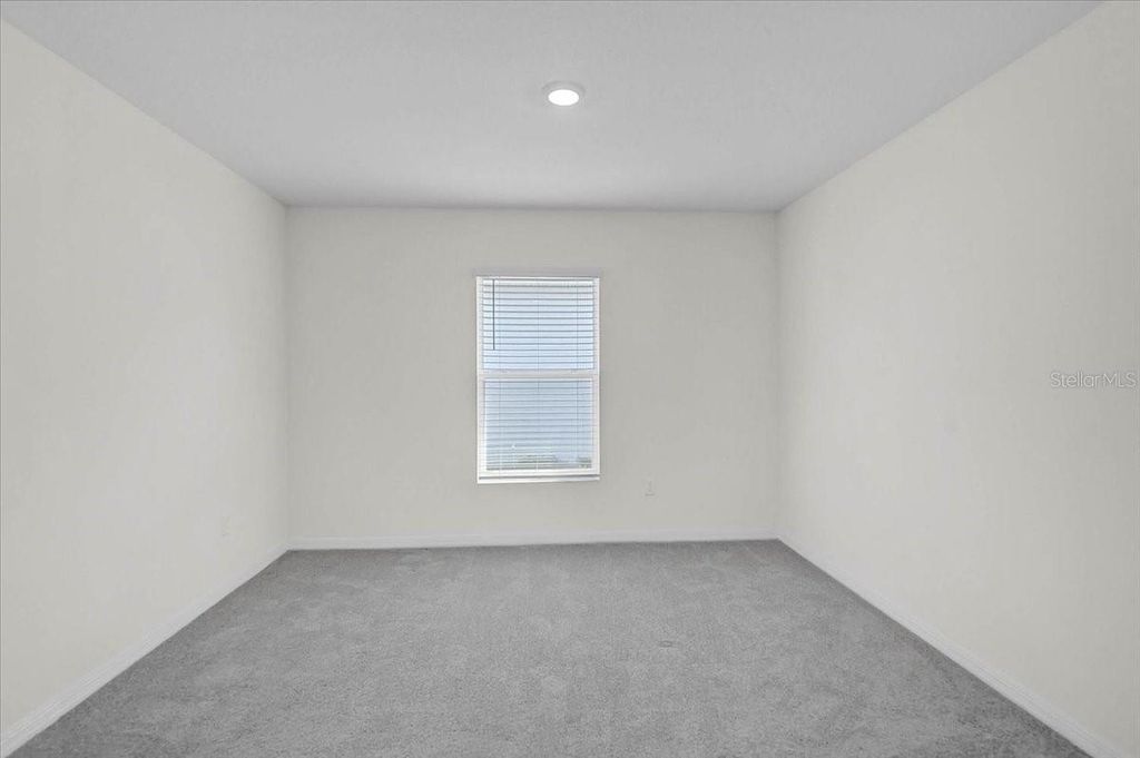 Image 12 of property listing at 17319 WHEATBERRY BOULEVARD, Parrish, FL 34219