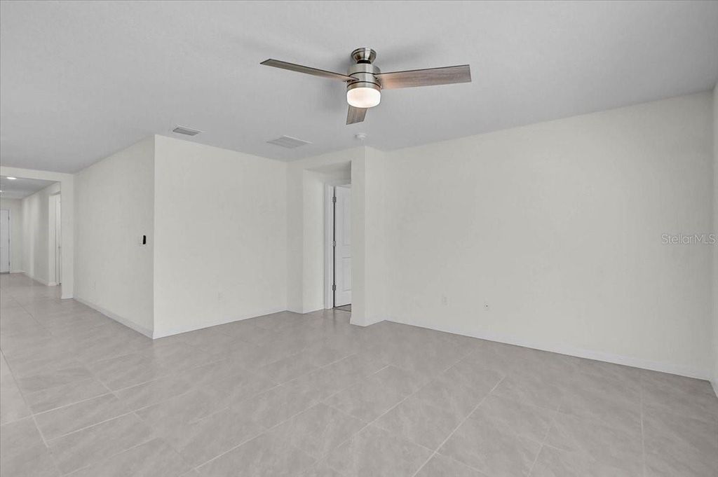 Image 8 of property listing at 17319 WHEATBERRY BOULEVARD, Parrish, FL 34219