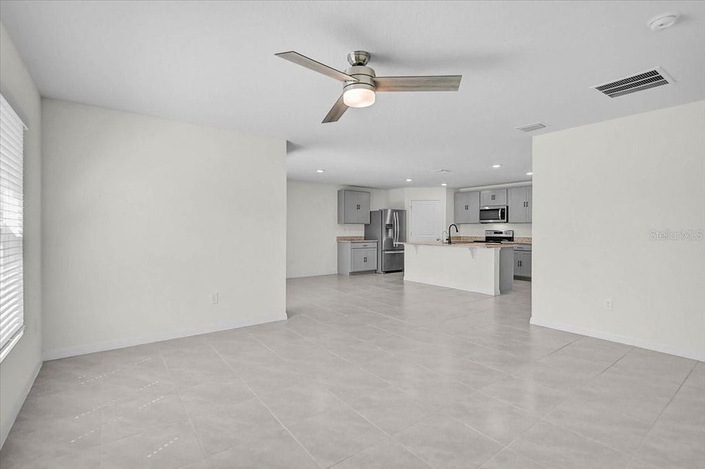 Image 9 of property listing at 17319 WHEATBERRY BOULEVARD, Parrish, FL 34219