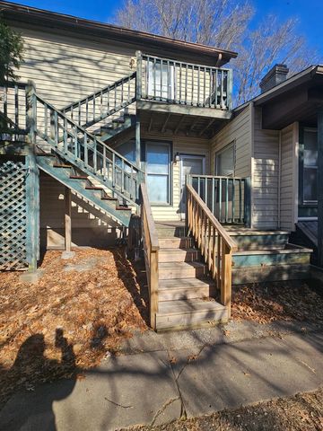 929 Bridge Avenue, Davenport, IA 52803