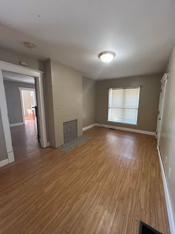 929 Bridge Avenue, Davenport, IA 52803