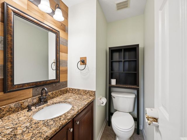 4691 Houston Pond Drive, Powell, OH 43065