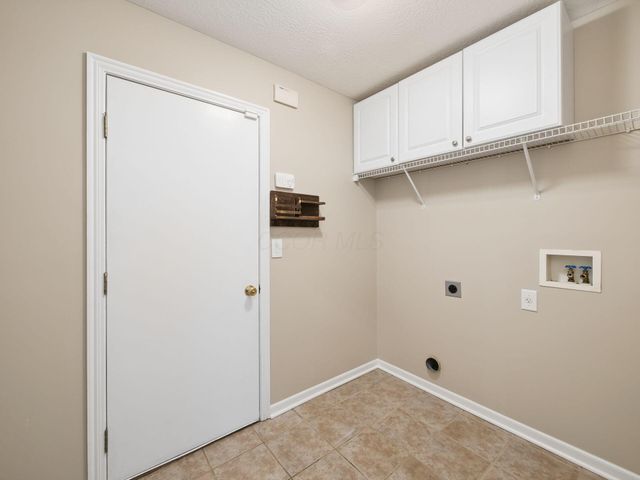 4691 Houston Pond Drive, Powell, OH 43065