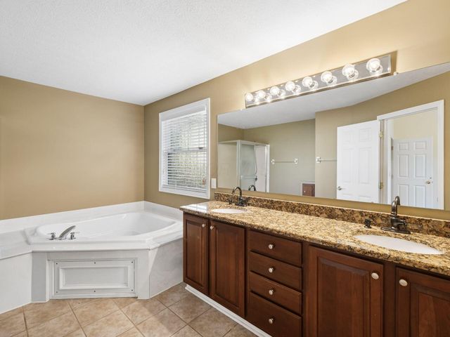 4691 Houston Pond Drive, Powell, OH 43065