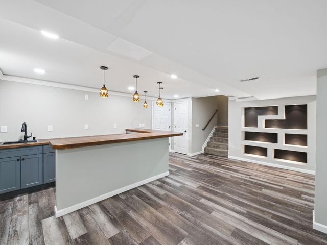 4691 Houston Pond Drive, Powell, OH 43065