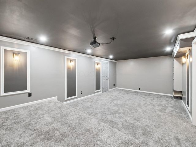 4691 Houston Pond Drive, Powell, OH 43065
