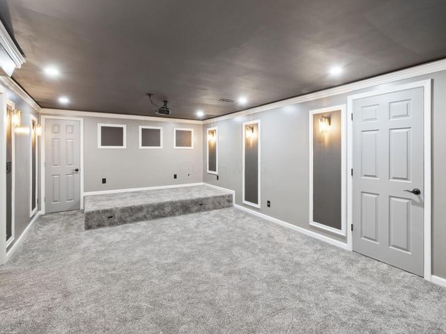 4691 Houston Pond Drive, Powell, OH 43065