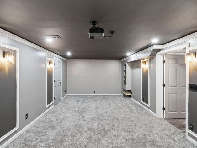 4691 Houston Pond Drive, Powell, OH 43065